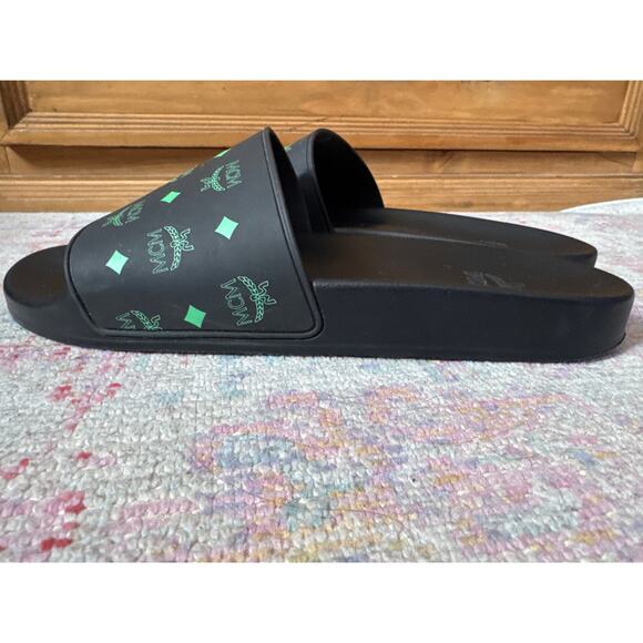 MCM Men\'s Color Splash Green Black Monogram Print Rubber Slides 44 main image 6